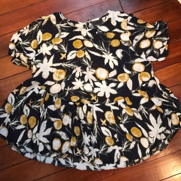 SHEIN Tops - Floral Peplum Top